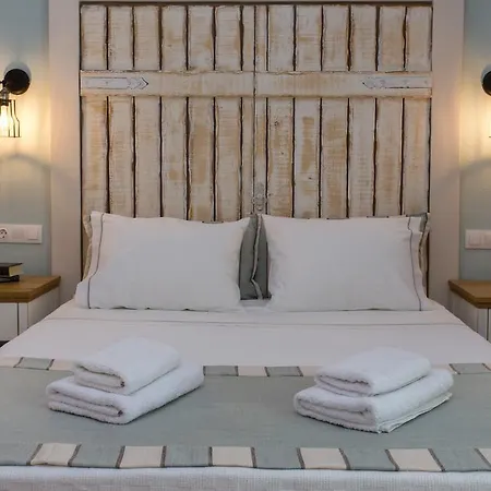 アパート The Five Keys